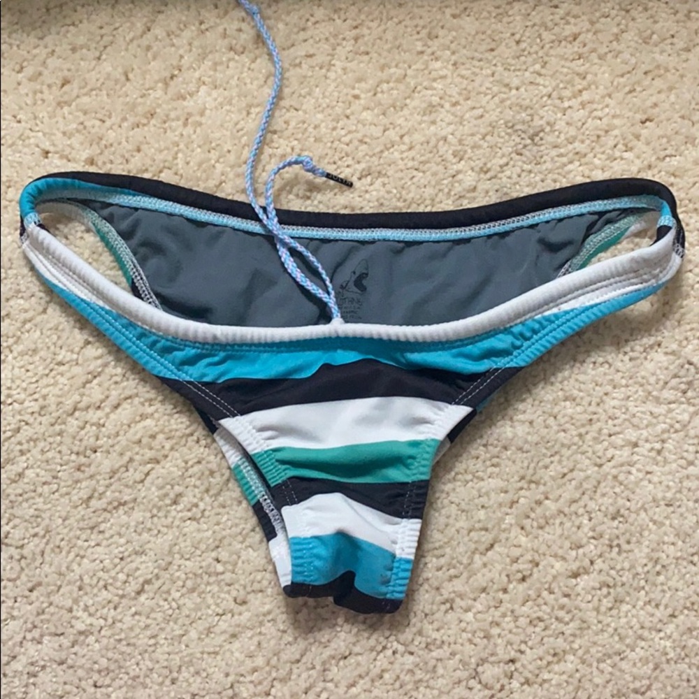 Jolyn bottoms! Lightly worn